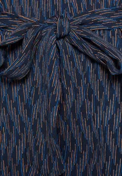 ESPRIT Dress Midi Print - Skjortekjole - Navy 7 ESPRIT Dress Midi Print - Skjortekjole - Navy -ESPRIT Butikk 8634b40eecbf4e3ea35f7b39a90fded3