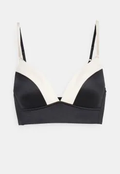 ESPRIT Triangel-Bh - Black 11 ESPRIT Triangel-Bh - Black -ESPRIT Butikk 8d3a3a81744f449b9d73a10126b98218