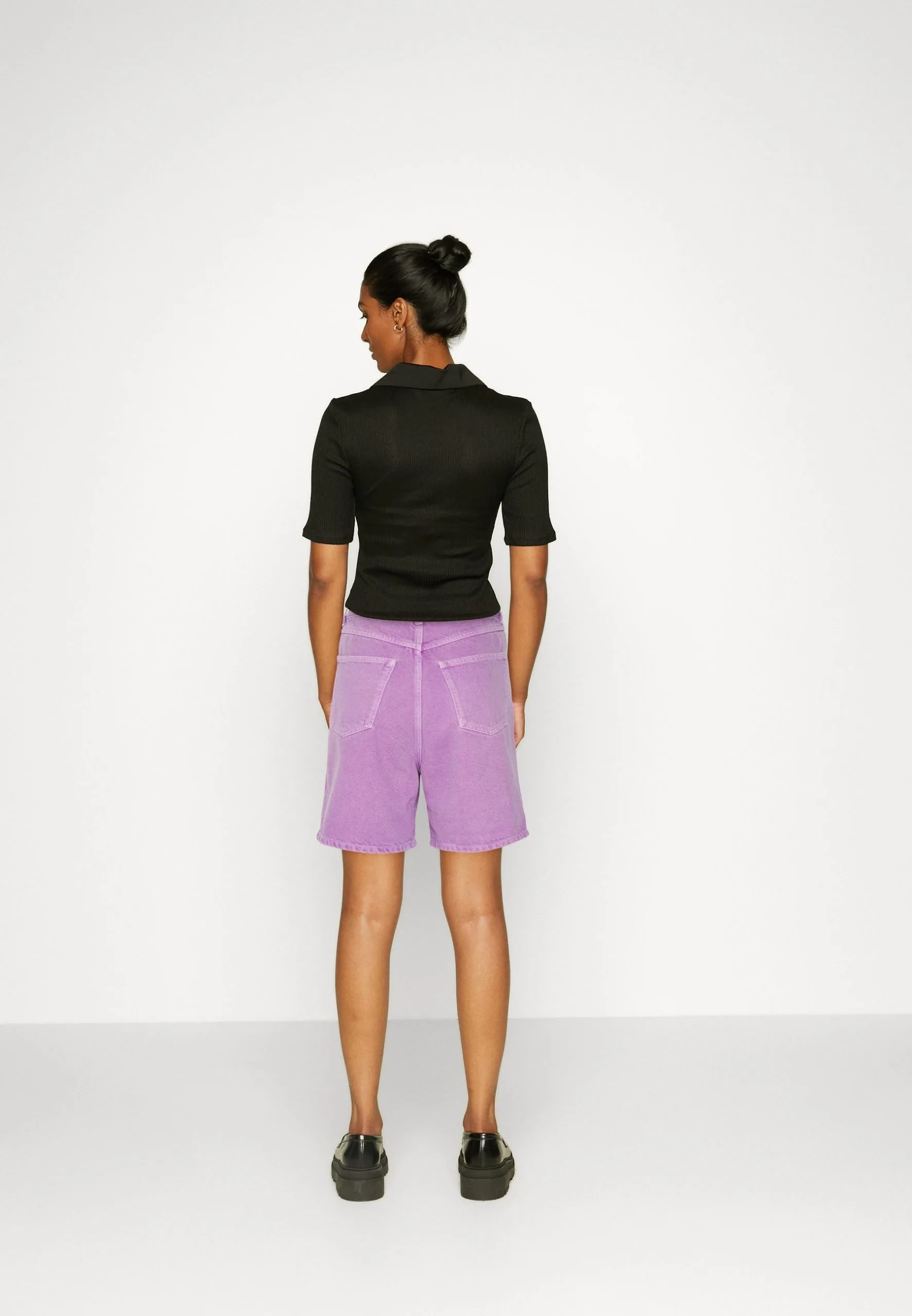 ESPRIT Jeansshorts - Purple 5 ESPRIT Jeansshorts - Purple - Bilde 3