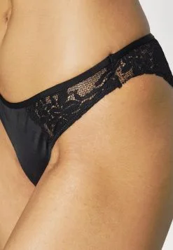 ESPRIT Micro Mix Brazilian Brief - Underbukse - Black 13 ESPRIT Micro Mix Brazilian Brief - Underbukse - Black -ESPRIT Butikk a41dcd8015d442719cce9a8a450c1342