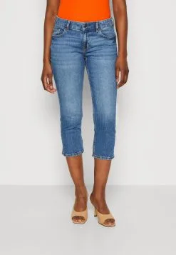 ESPRIT Capri - Jeansshorts - Blue Medium Wash