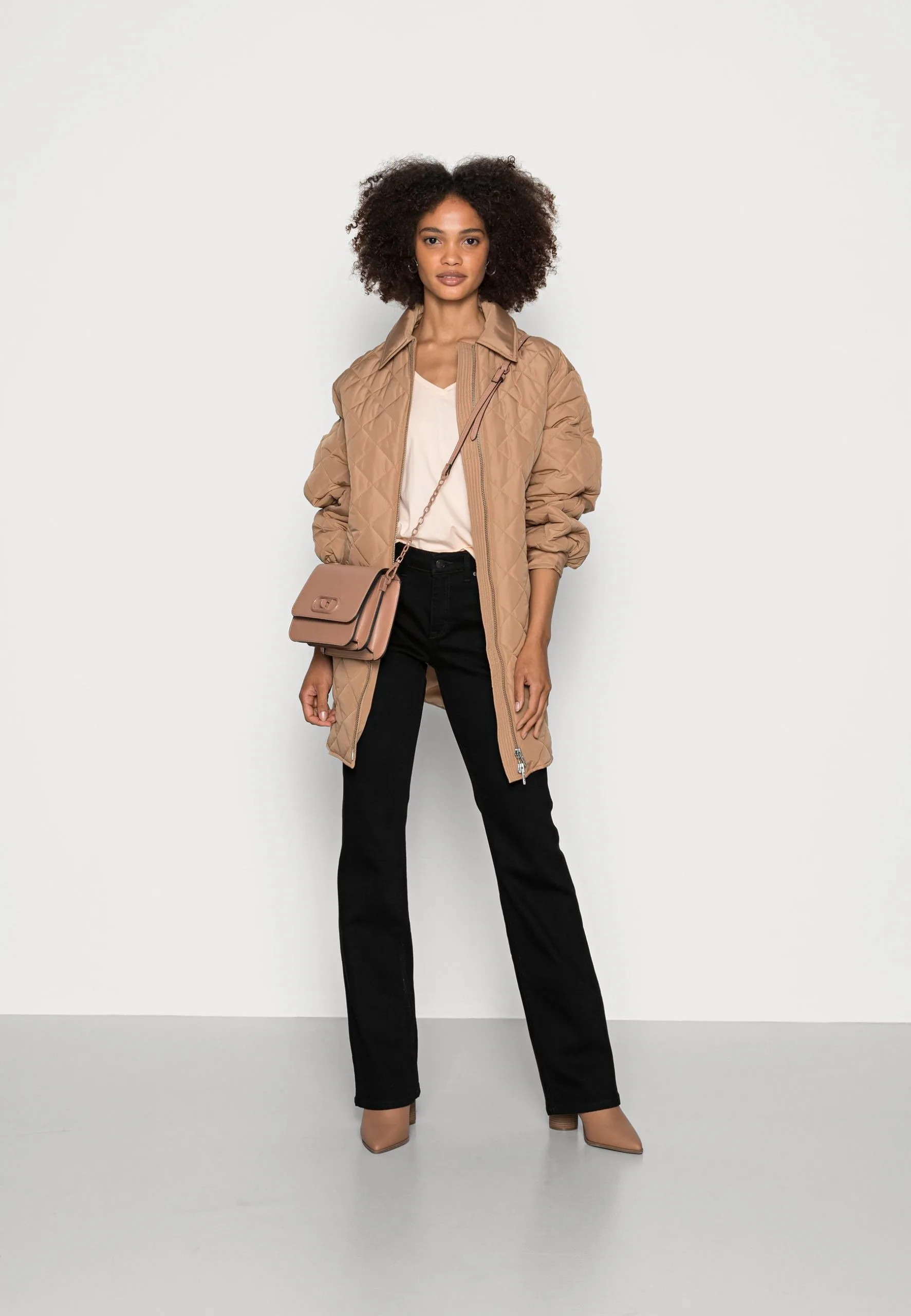 ESPRIT Bootcut - Jeans Bootcut - Black Rinse 4 ESPRIT Bootcut - Jeans Bootcut - Black Rinse - Bilde 2