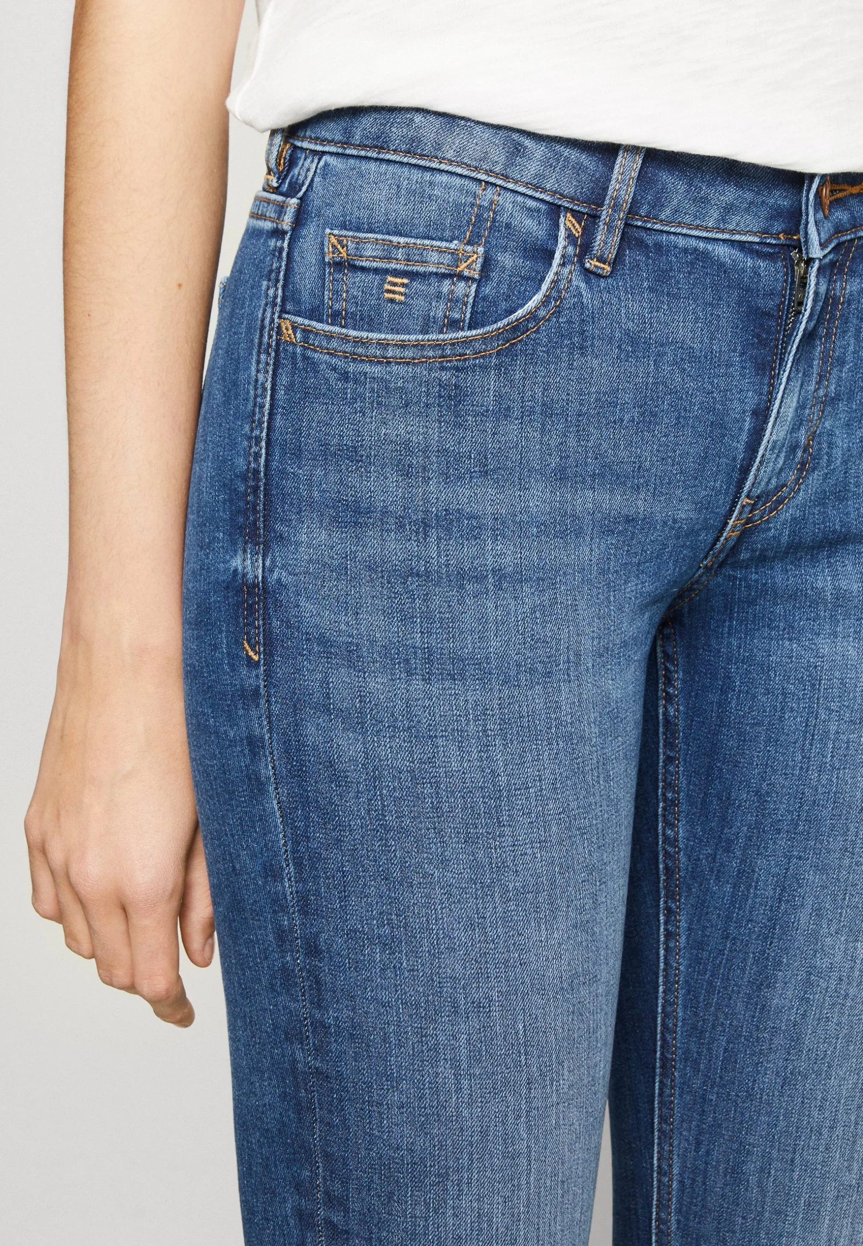 ESPRIT Jeans Skinny Fit - Saluda Mid Blue 8 ESPRIT Jeans Skinny Fit - Saluda Mid Blue - Bilde 6