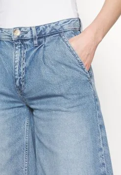 ESPRIT Clt Mr Culotte - Flared Jeans - Blue Light Wash 15 ESPRIT Clt Mr Culotte - Flared Jeans - Blue Light Wash -ESPRIT Butikk c9a38d7b73f34989b882a87f13ae3550