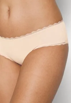 ESPRIT Feminine Hipster Shorts - Underbukse - Dusty Nude 15 ESPRIT Feminine Hipster Shorts - Underbukse - Dusty Nude -ESPRIT Butikk cc42a79a149e455989930b4c61bddcc0