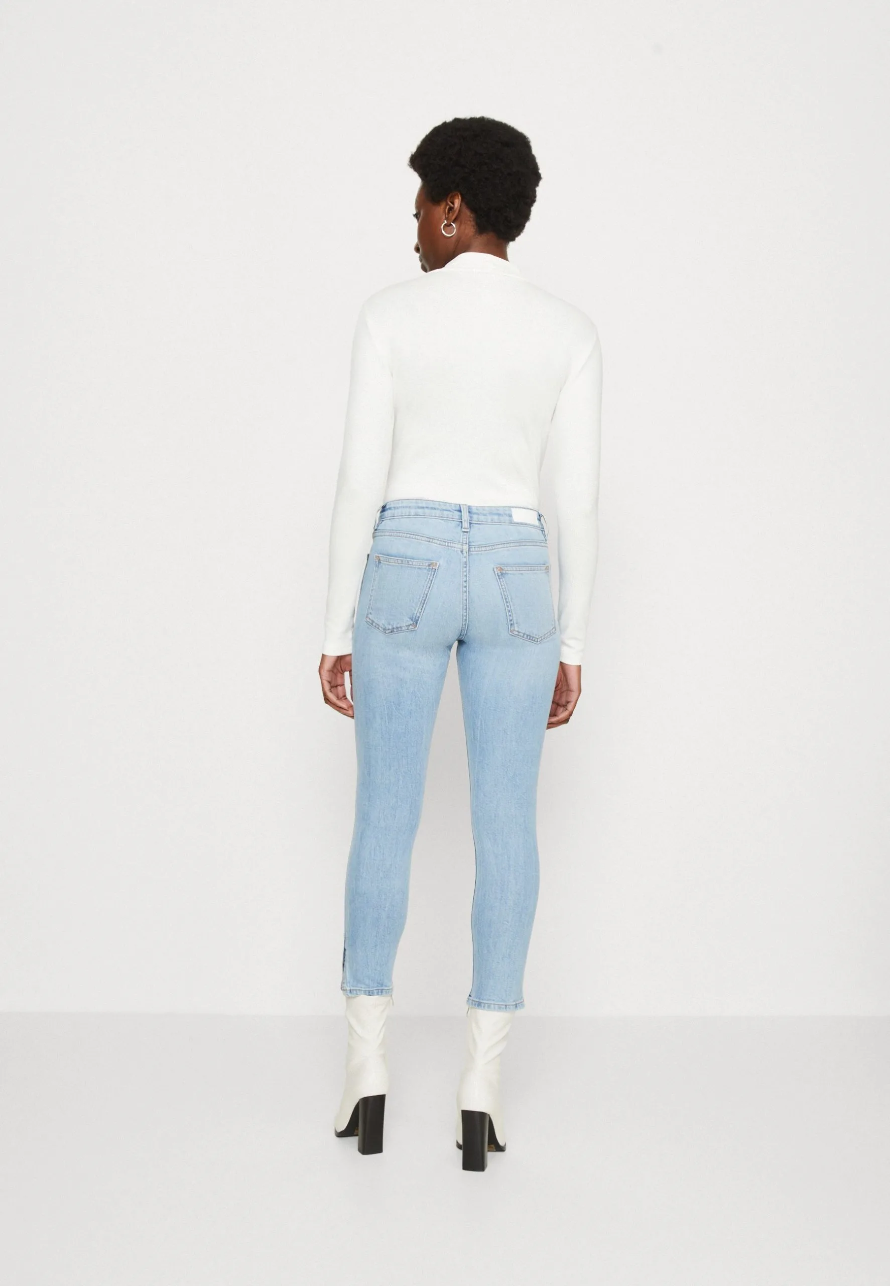 Edc By Esprit Jeans Skinny Fit - Blue Bleached 5 Edc By Esprit Jeans Skinny Fit - Blue Bleached - Bilde 3