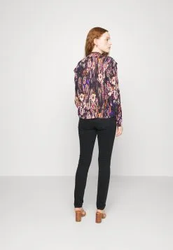 Edc By Esprit Medium Rise High Stretch - Jeans Slim Fit - Black Dark 9 Edc By Esprit Medium Rise High Stretch - Jeans Slim Fit - Black Dark -ESPRIT Butikk d82c7e96009f4d6791b714b9d5b10c9b