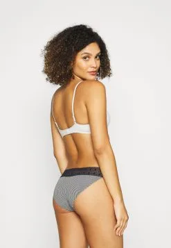 ESPRIT Casual Hipster Mini Brief 3 Pack - Underbukse - Navy -ESPRIT Butikk e553d4c04bf747dc8ea122ca960893bb