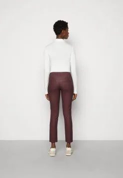 ESPRIT Mid Rise Slim - Jeans Slim Fit - Bordeaux Red 10 ESPRIT Mid Rise Slim - Jeans Slim Fit - Bordeaux Red -ESPRIT Butikk f010cae4c0d54310b89287361ec0e77a