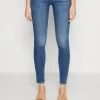 ESPRIT Jeans Skinny Fit - Saluda Mid Blue 2 ESPRIT Jeans Skinny Fit - Saluda Mid Blue -ESPRIT Butikk f690a185d3f04644ab62cfb30ffd9754