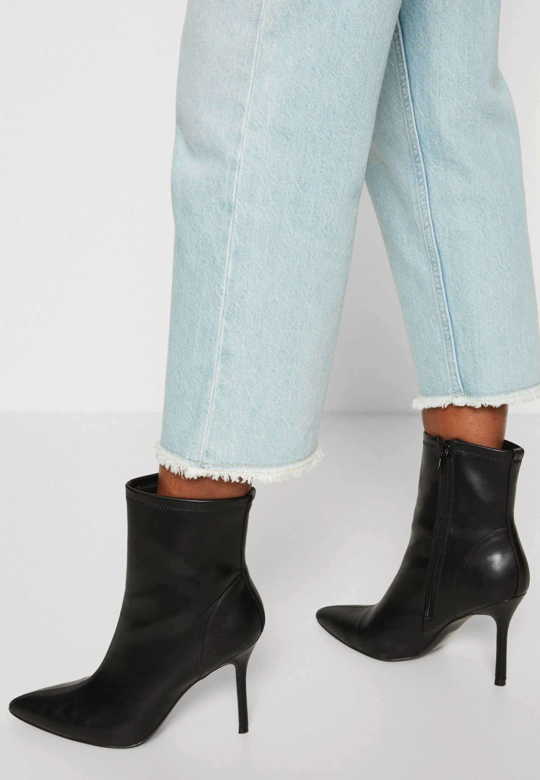 ESPRIT Sus Dad - Jeans Straight Leg - Blue Bleached 8 ESPRIT Sus Dad - Jeans Straight Leg - Blue Bleached - Bilde 6