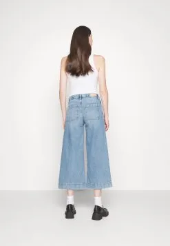 ESPRIT Clt Mr Culotte - Flared Jeans - Blue Light Wash 12 ESPRIT Clt Mr Culotte - Flared Jeans - Blue Light Wash -ESPRIT Butikk faa1264f770149b99627dde3b1692958